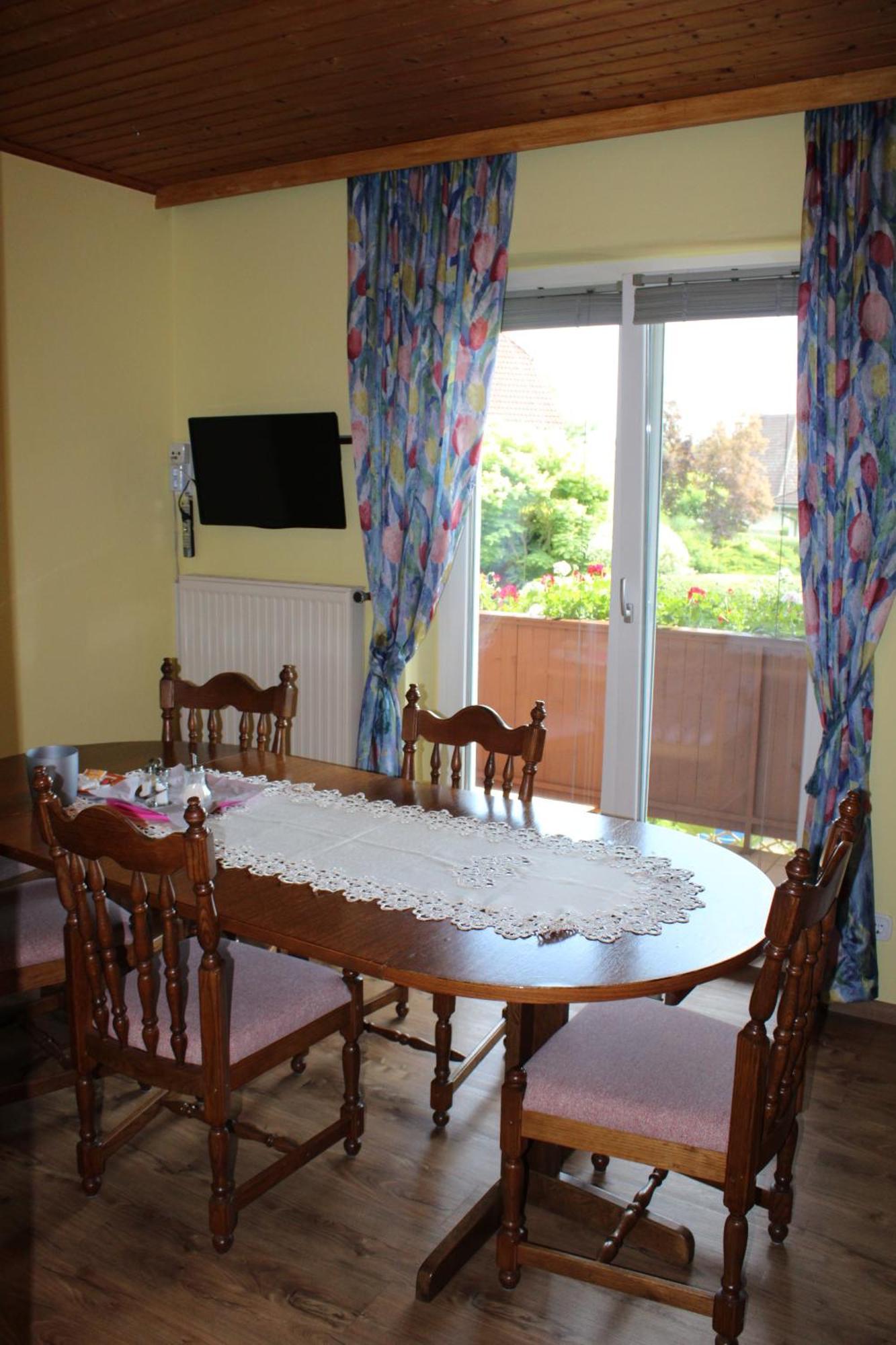 Ferienwohnung Und Gaestezimmer Gaspar Halbenrain Buitenkant foto